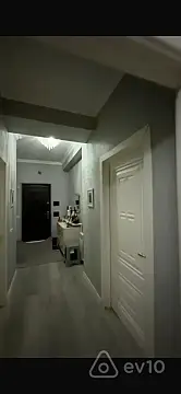 Kirayə verilir 2 otaqlı yeni tikili 60 m²