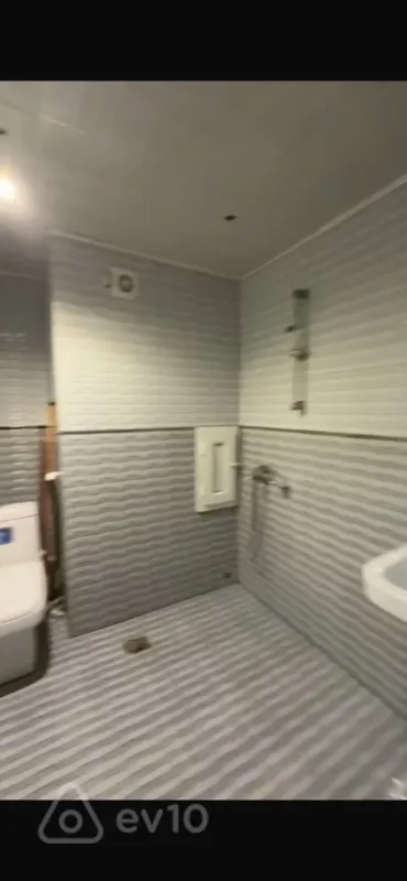 Kirayə verilir 2 otaqlı yeni tikili 60 m²