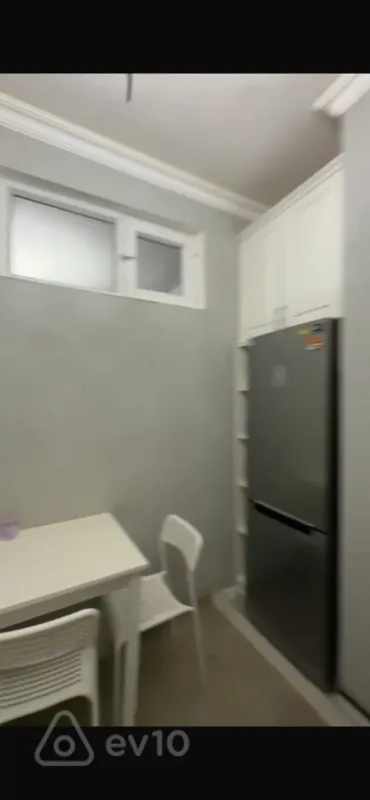 Kirayə verilir 2 otaqlı yeni tikili 60 m²