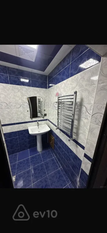 Kirayə verilir 2 otaqlı yeni tikili 45 m²