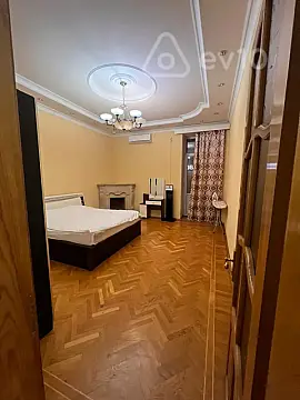 Kirayə verilir 3 otaqlı köhnə tikili 75 m²