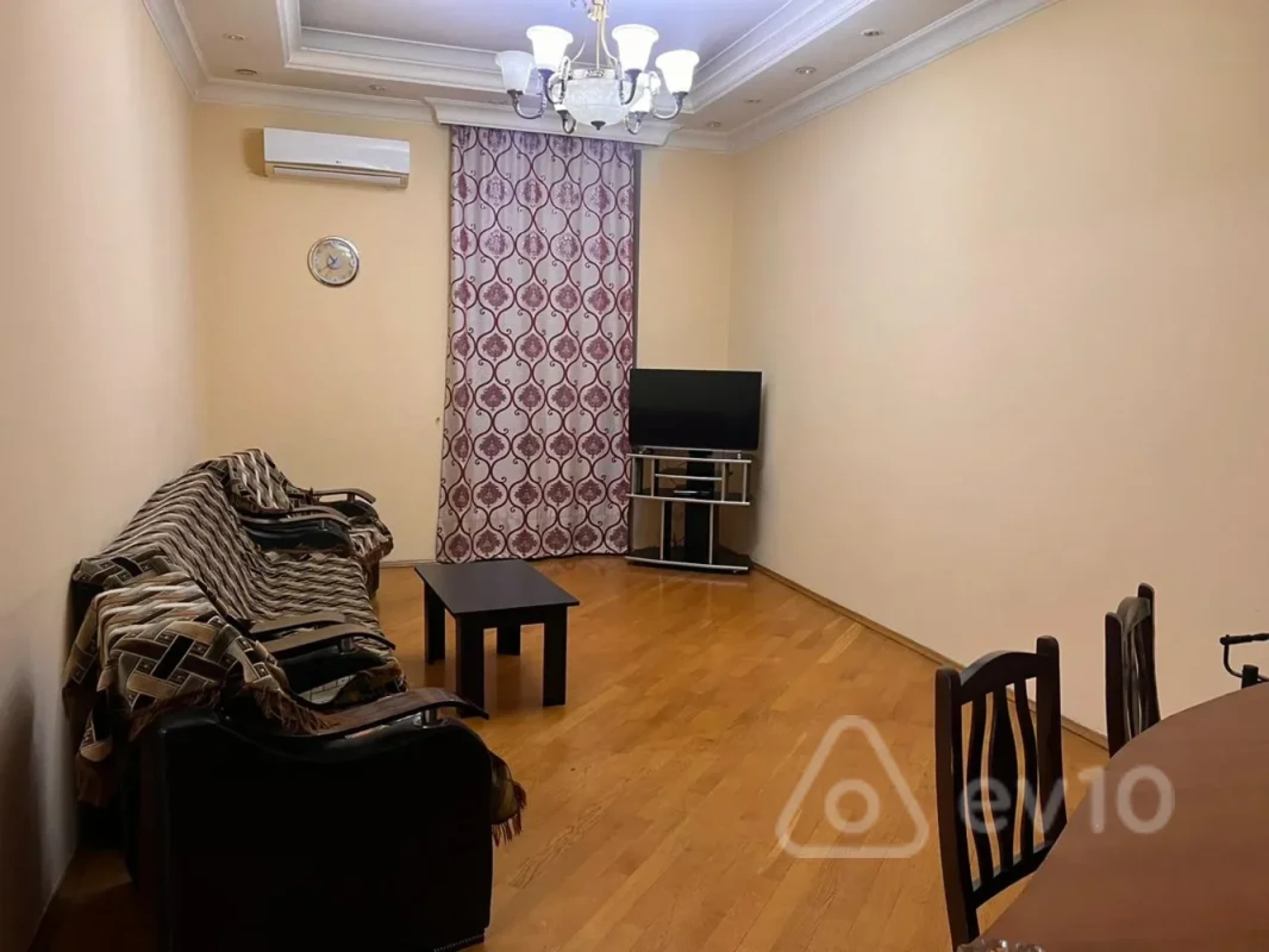 Kirayə verilir 3 otaqlı köhnə tikili 75 m²