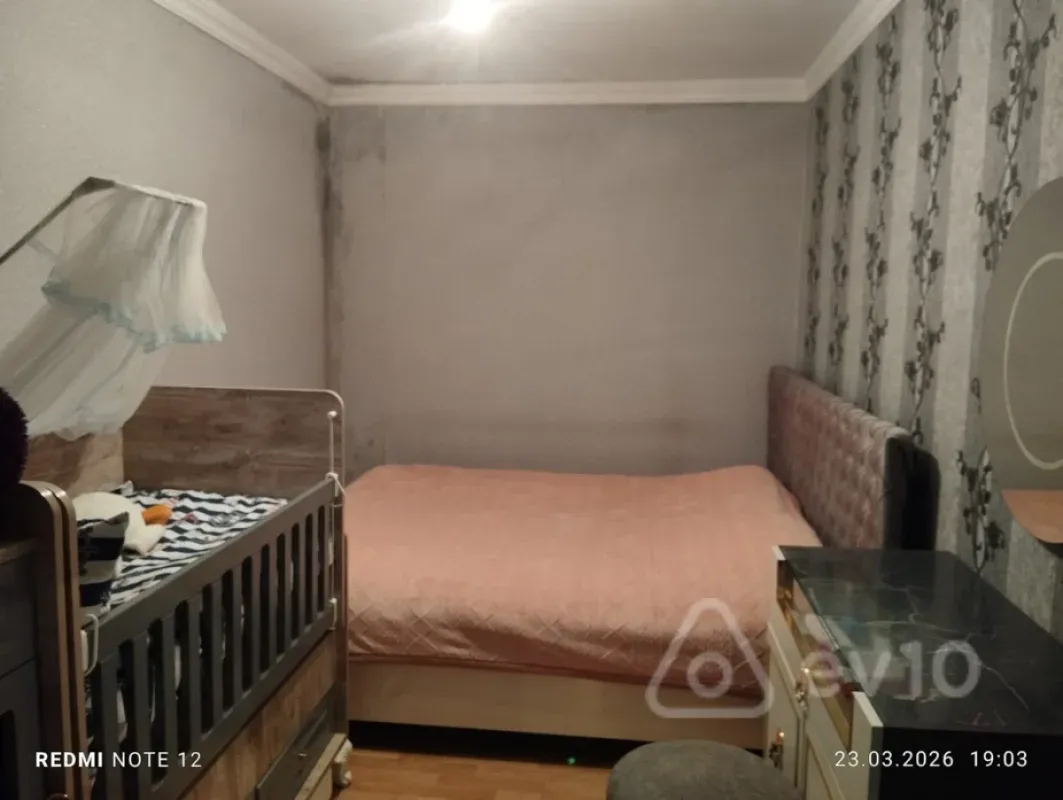 Kirayə verilir 2 otaqlı köhnə tikili 50 m²