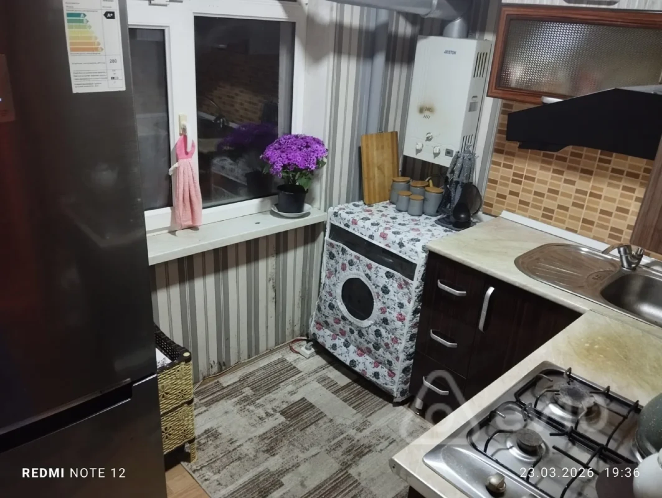 Kirayə verilir 2 otaqlı köhnə tikili 50 m²