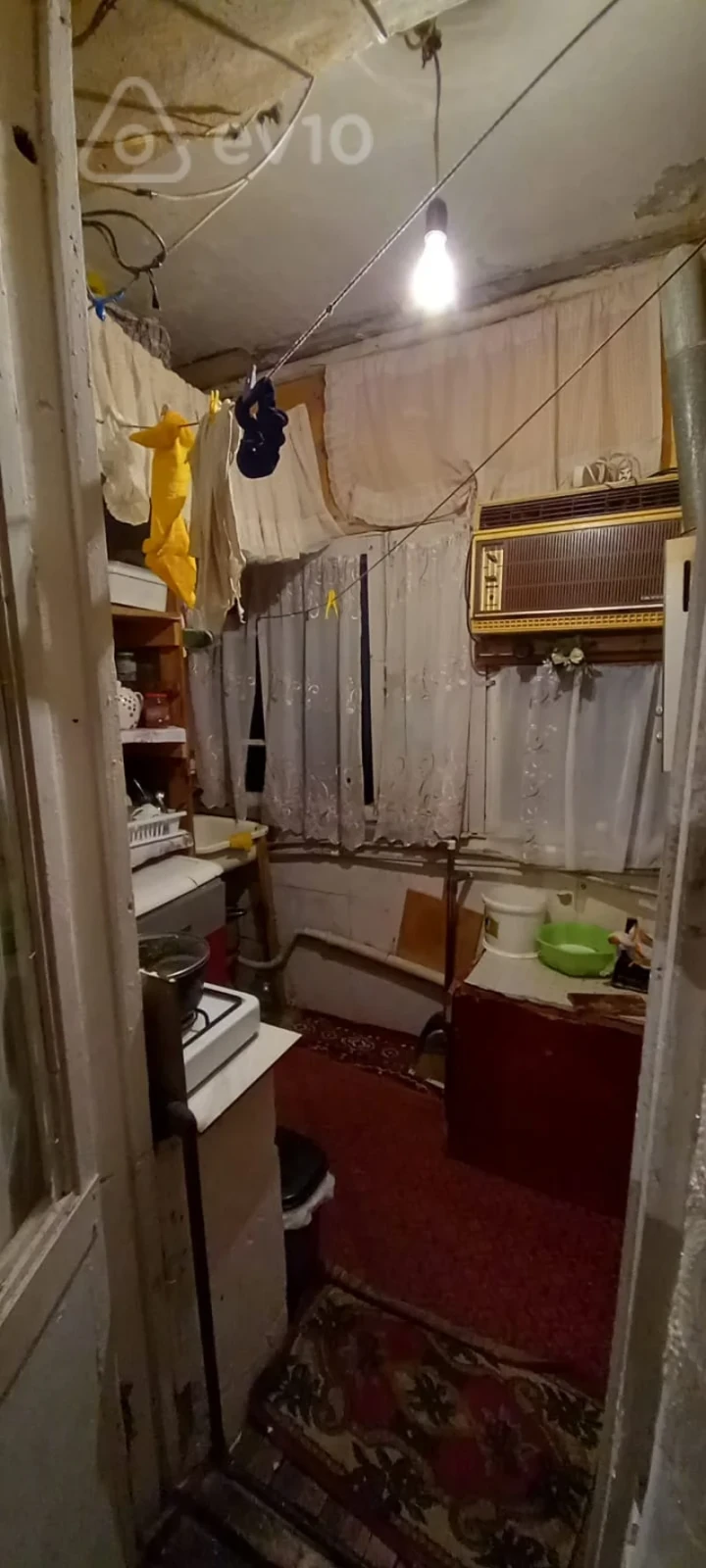 Satılır 1 otaqlı köhnə tikili 19 m²