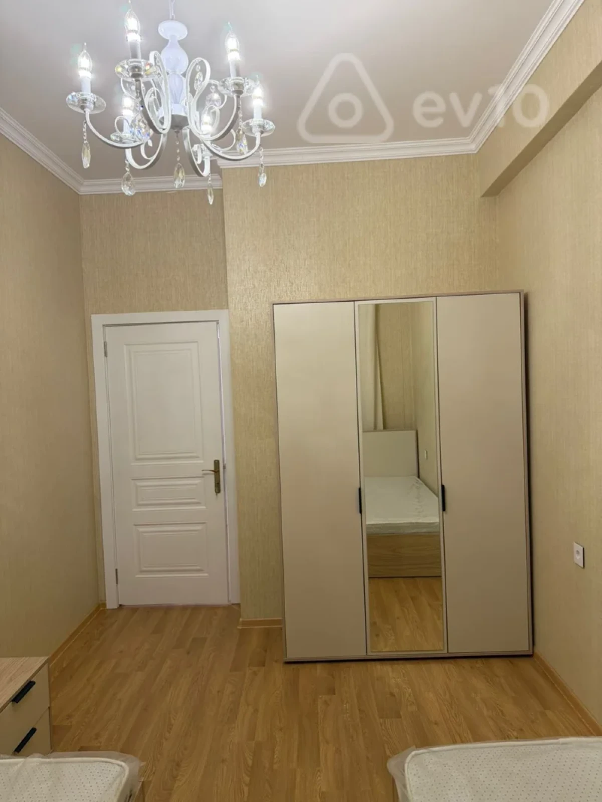 Kirayə verilir 3 otaqlı yeni tikili 75 m²