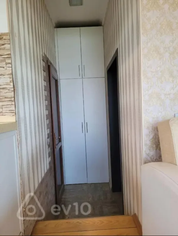 Kirayə verilir 2 otaqlı həyət evi 70 m²