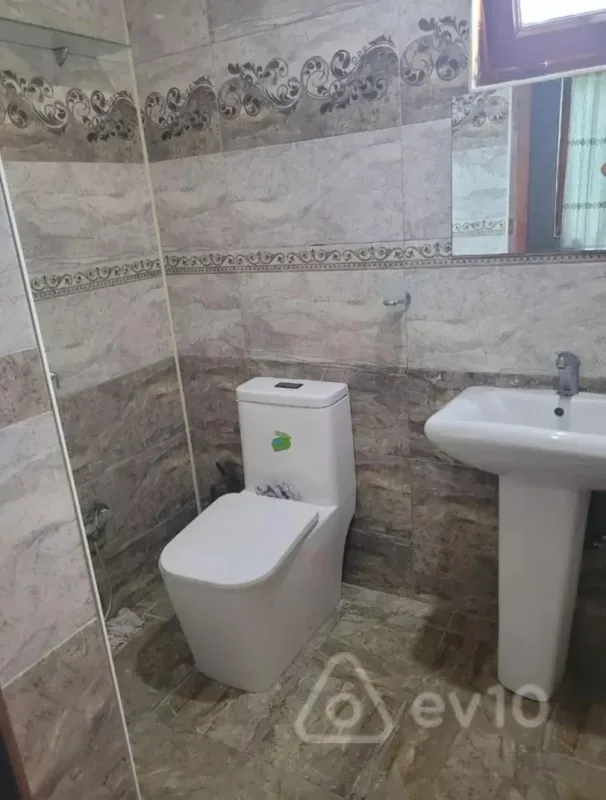 Kirayə verilir 2 otaqlı həyət evi 70 m²