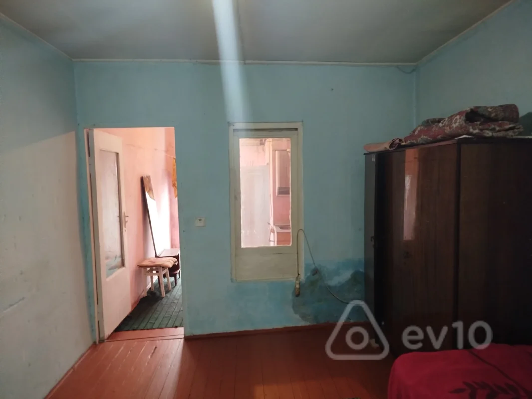 Kirayə verilir 1 otaqlı köhnə tikili 20 m²