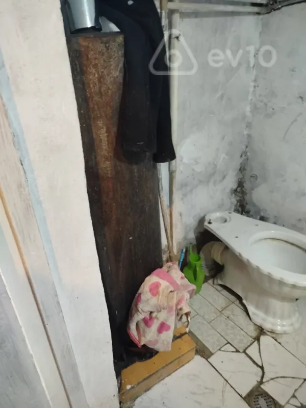 Kirayə verilir 1 otaqlı köhnə tikili 20 m²
