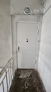 Satılır 2 otaqlı köhnə tikili 55 m²