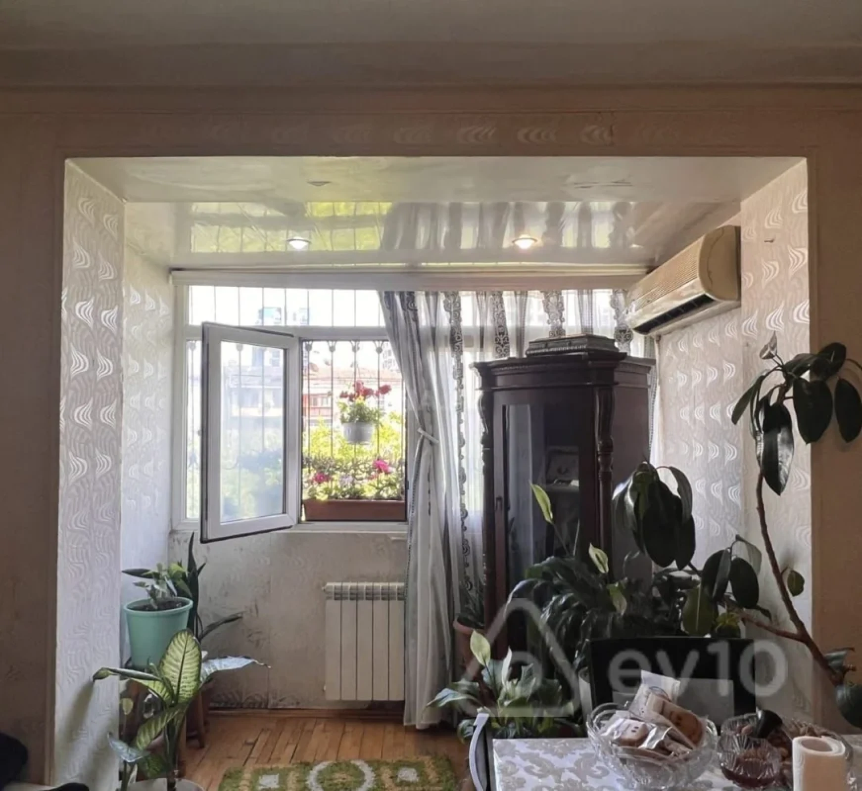 Kirayə verilir 3 otaqlı köhnə tikili 80 m²