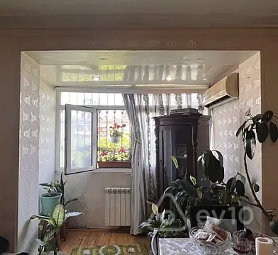 Kirayə verilir 3 otaqlı köhnə tikili 80 m²