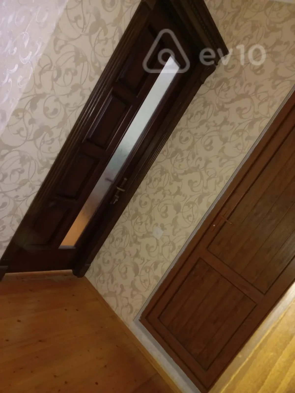 Kirayə verilir 6 otaqlı həyət evi 248 m²