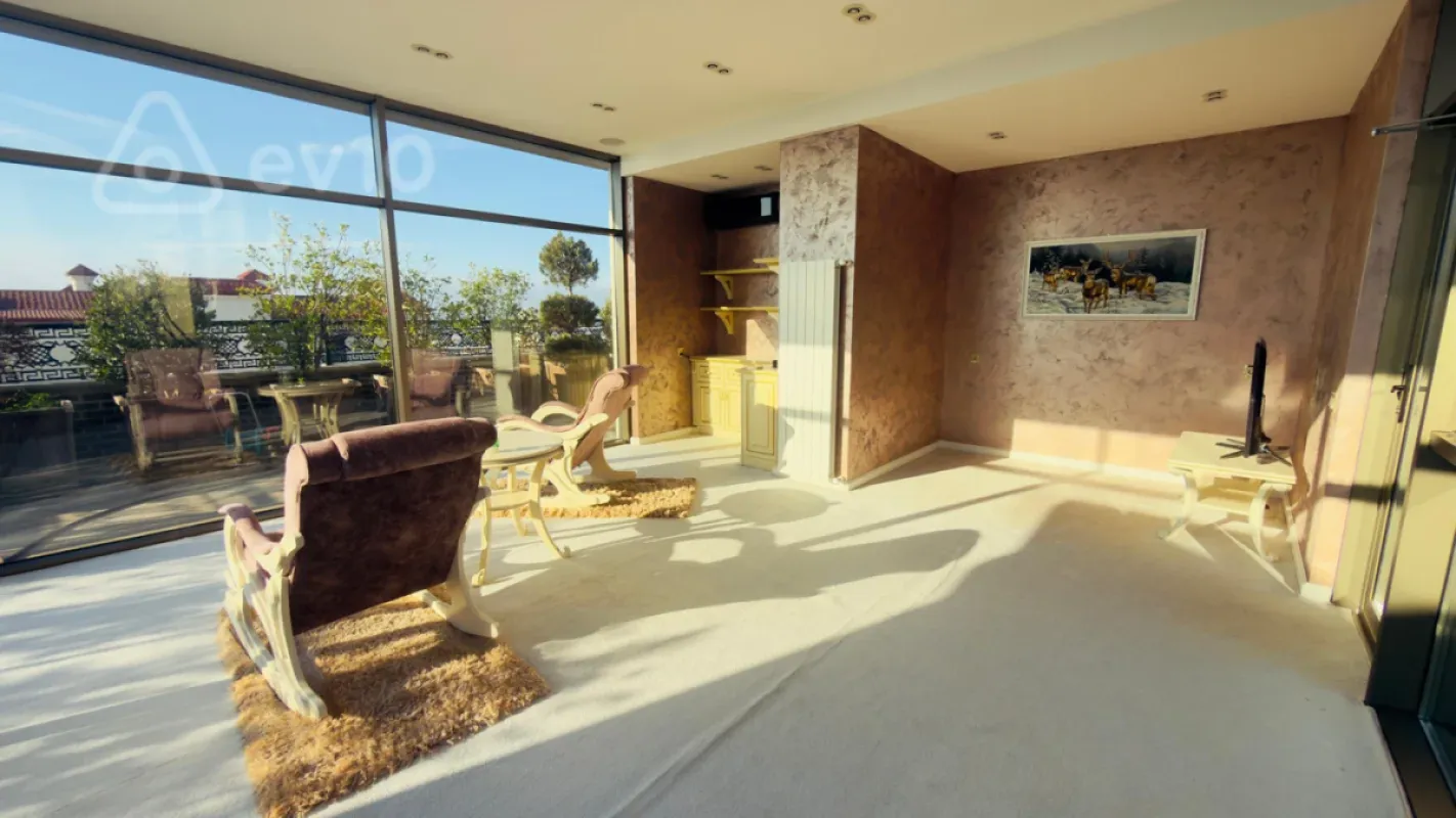 Kirayə verilir 3 otaqlı yeni tikili 400 m²