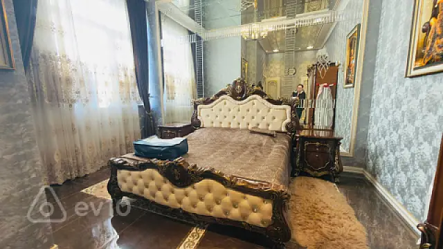 Kirayə verilir 3 otaqlı yeni tikili 400 m²