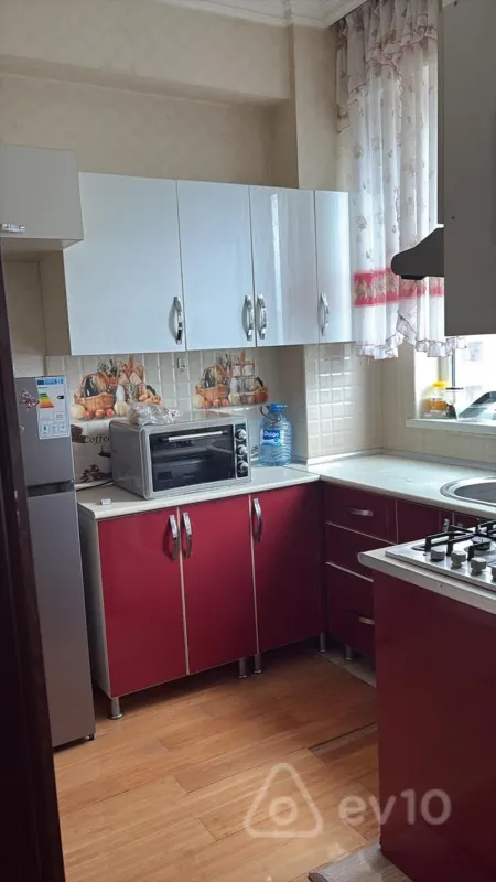 Kirayə verilir 2 otaqlı yeni tikili 69 m²
