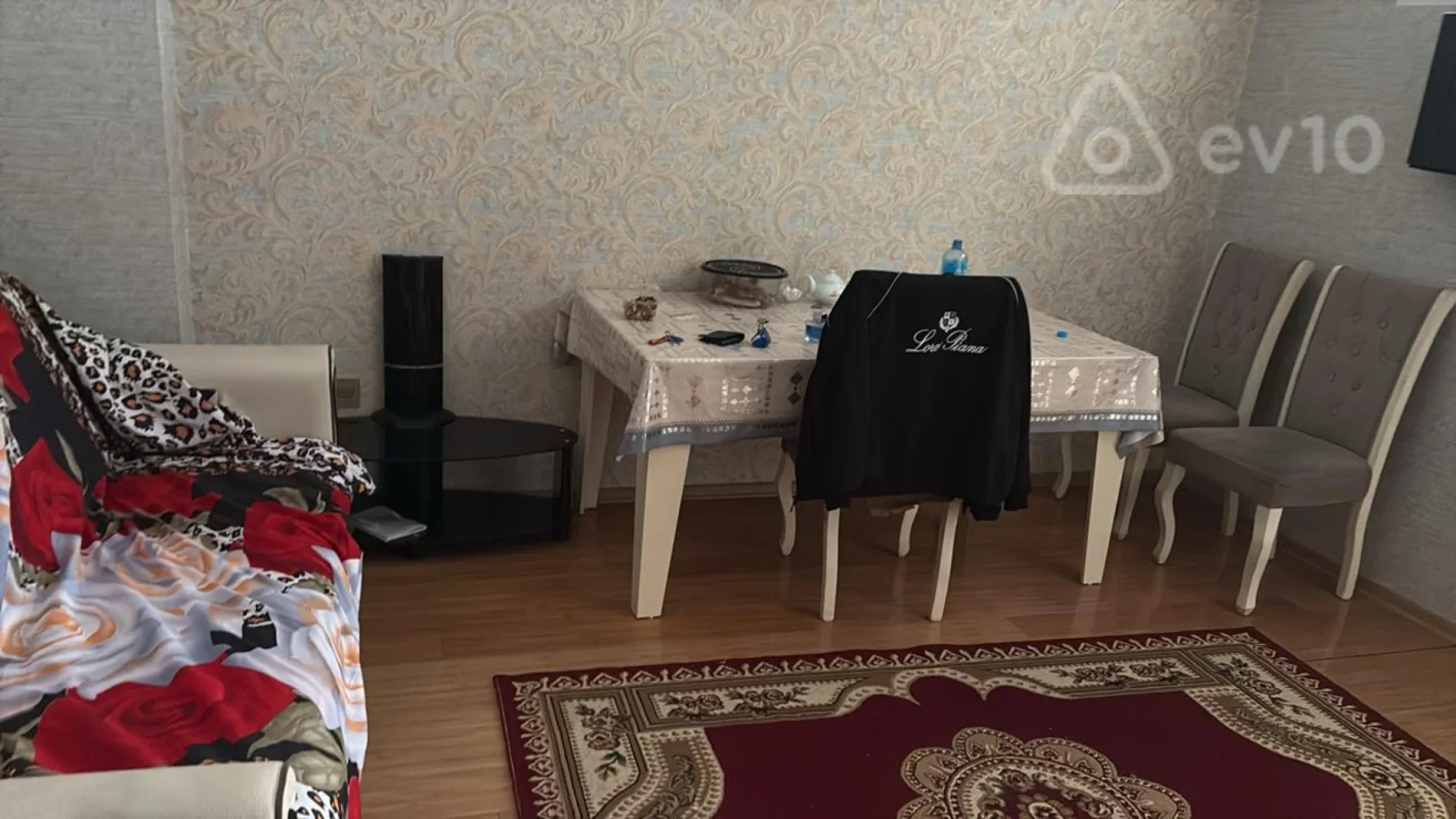 Kirayə verilir 2 otaqlı yeni tikili 69 m²