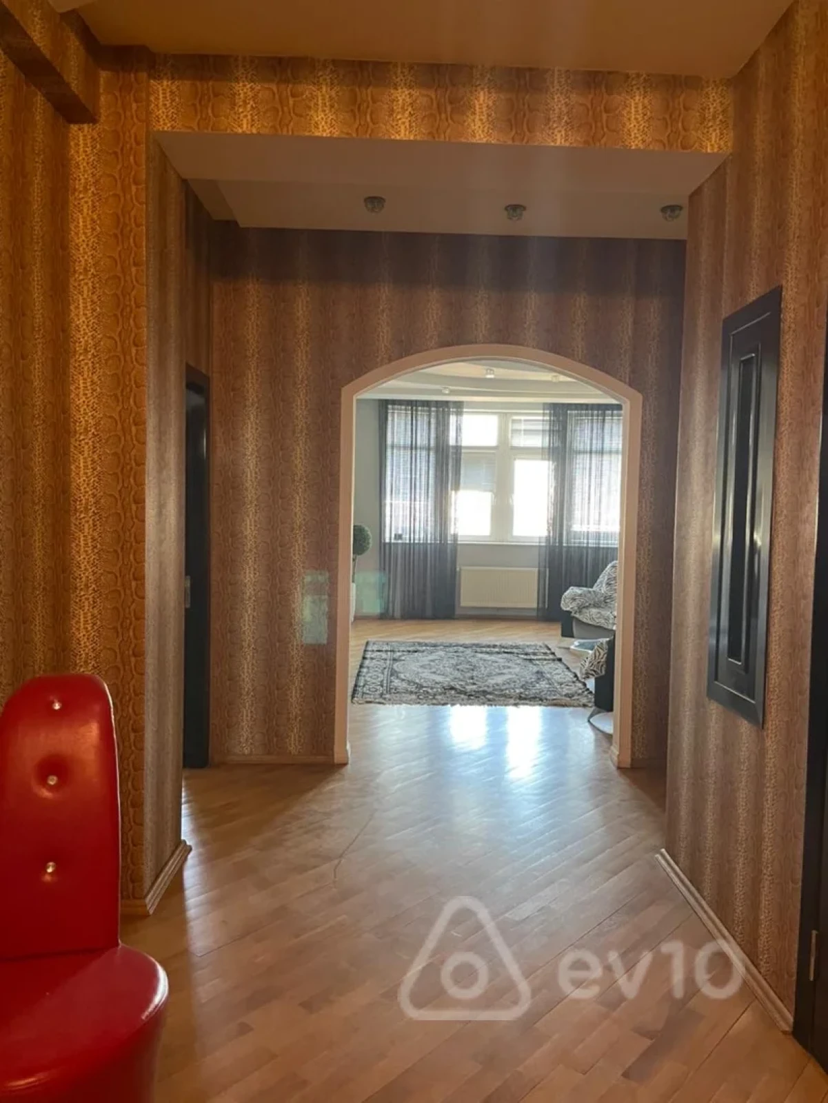 Kirayə verilir 3 otaqlı yeni tikili 105 m²