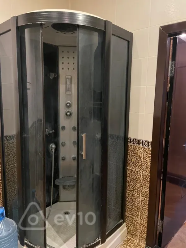 Kirayə verilir 3 otaqlı yeni tikili 105 m²