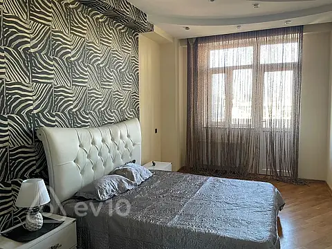 Kirayə verilir 3 otaqlı yeni tikili 105 m²