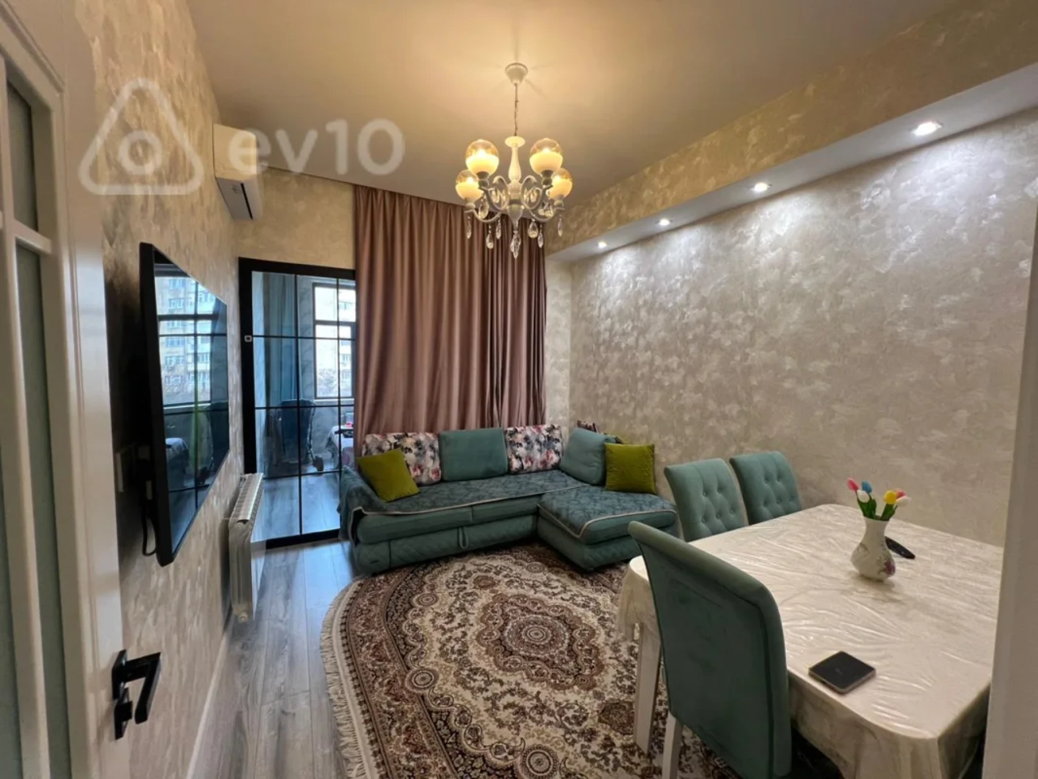 Satılır 2 otaqlı yeni tikili 60 m²