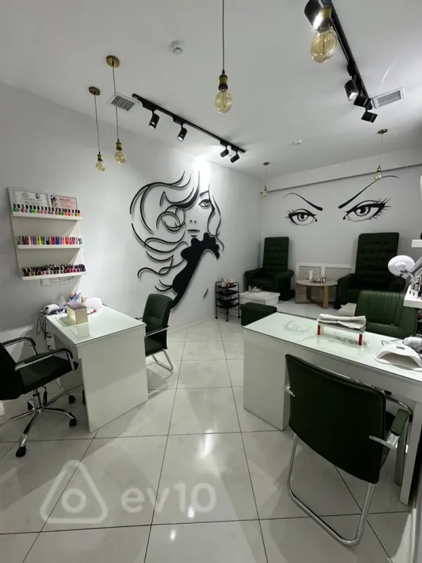 Kirayə verilir mənzil 164 m²