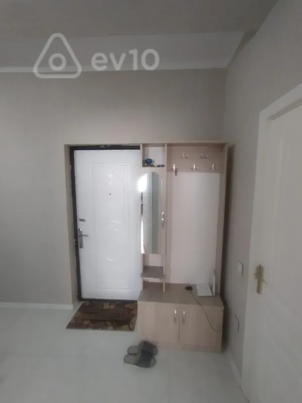 Kirayə verilir 2 otaqlı yeni tikili 1200 m²