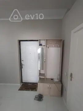 Kirayə verilir 2 otaqlı yeni tikili 1200 m²