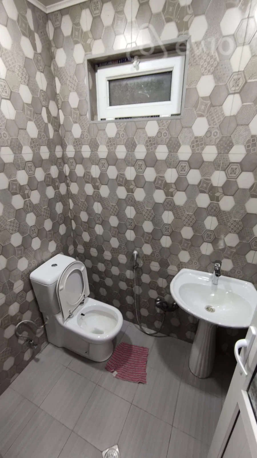 Kirayə verilir 1 otaqlı yeni tikili 31 m²