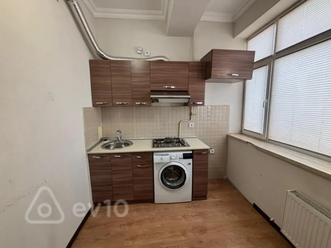 Kirayə verilir 1 otaqlı yeni tikili 41 m²