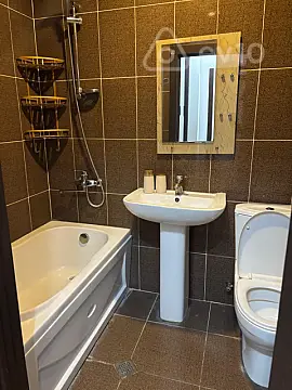 Kirayə verilir 1 otaqlı yeni tikili 41 m²