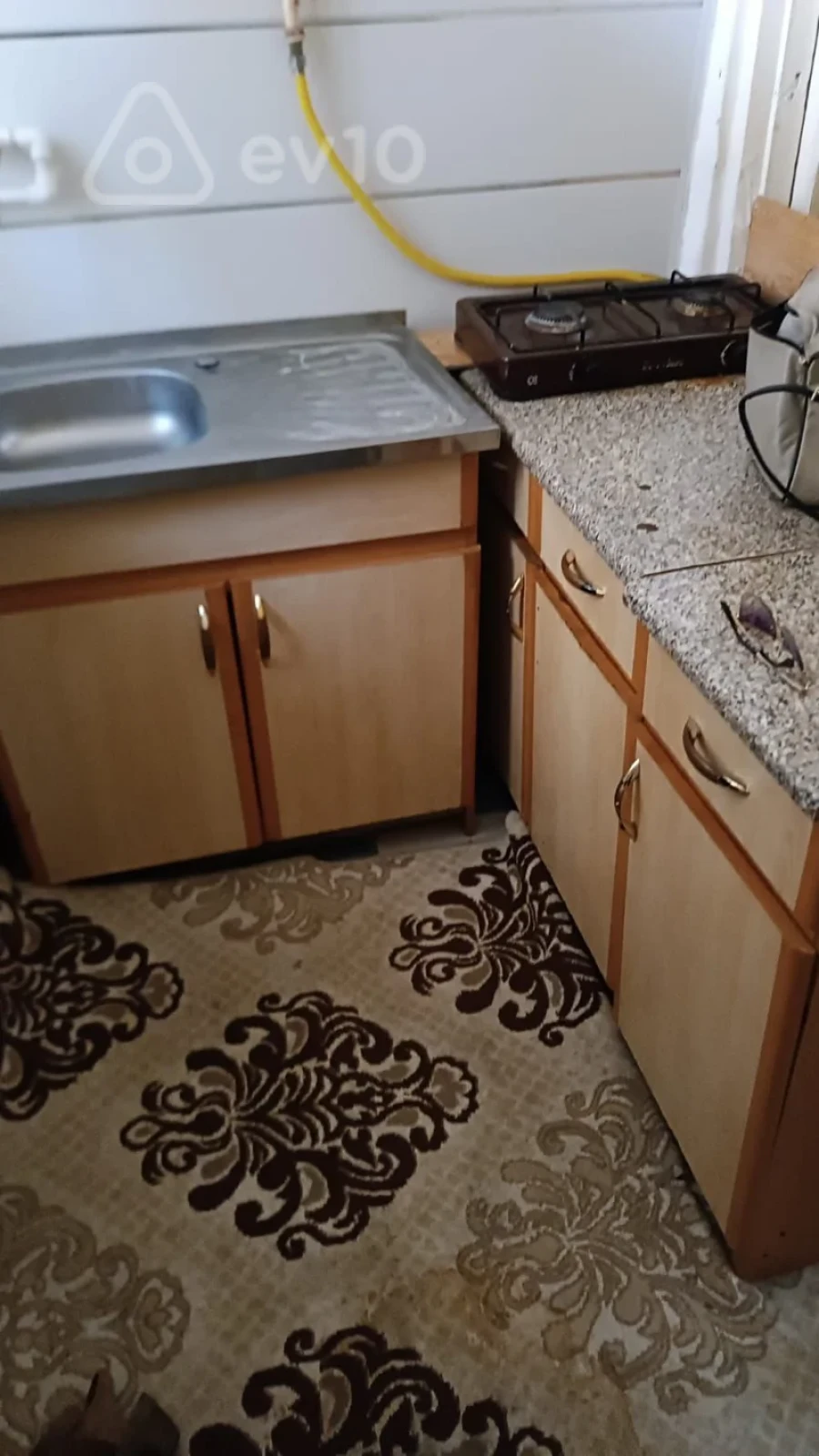 Kirayə verilir 1 otaqlı həyət evi 14 m²