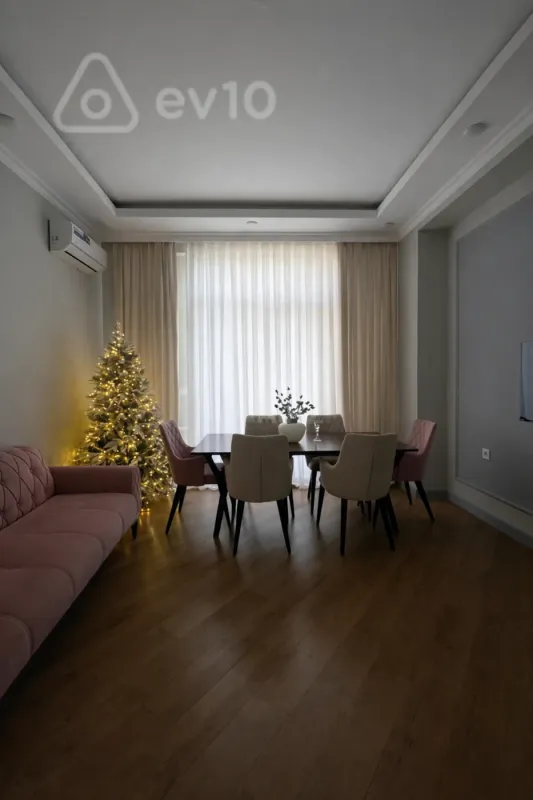 Kirayə verilir 2 otaqlı yeni tikili 77 m²