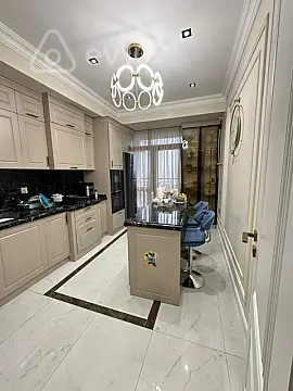 Satılır 3 otaqlı yeni tikili 120 m²