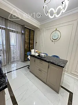 Satılır 3 otaqlı yeni tikili 120 m²