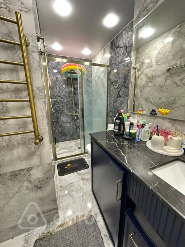 Satılır 3 otaqlı yeni tikili 120 m²