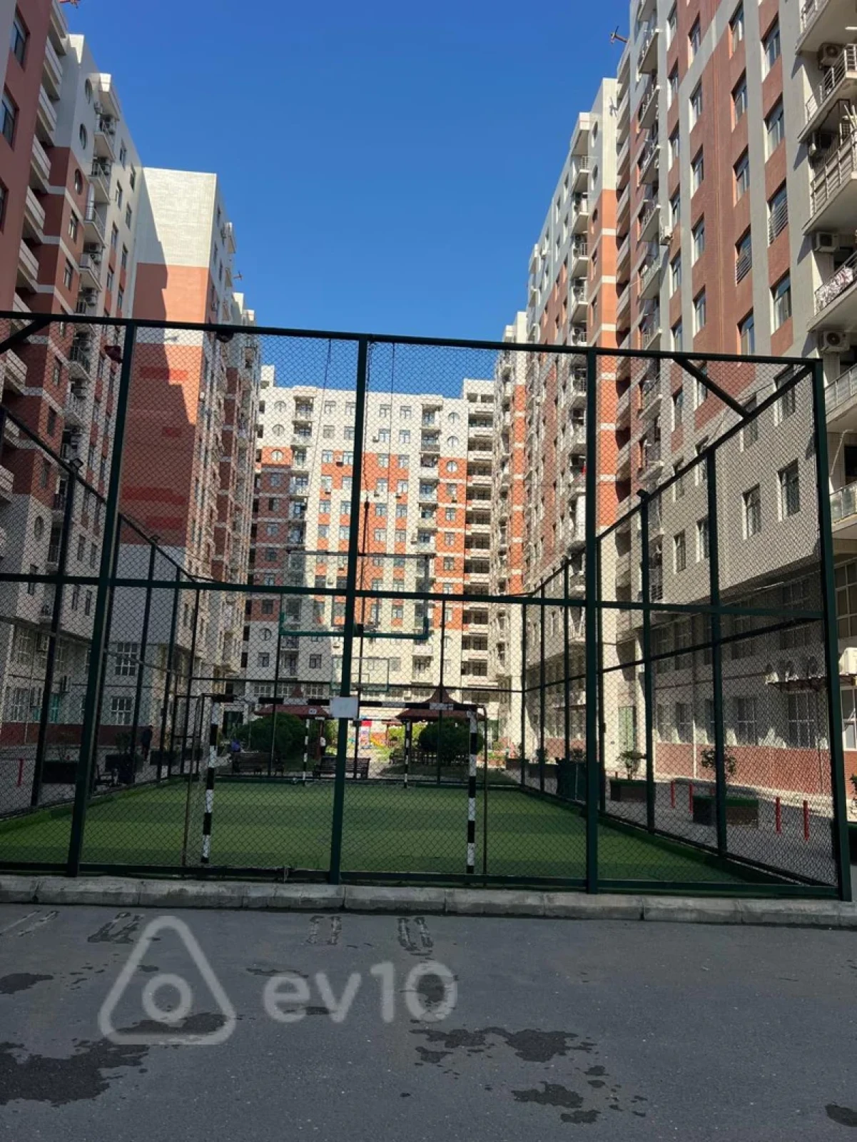 Satılır 4 otaqlı yeni tikili 145 m²