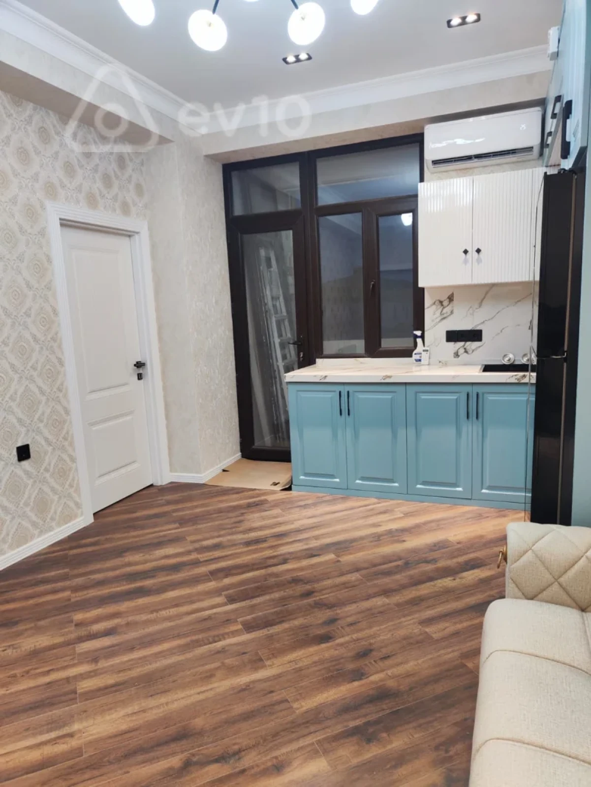Kirayə verilir 3 otaqlı yeni tikili 65 m²