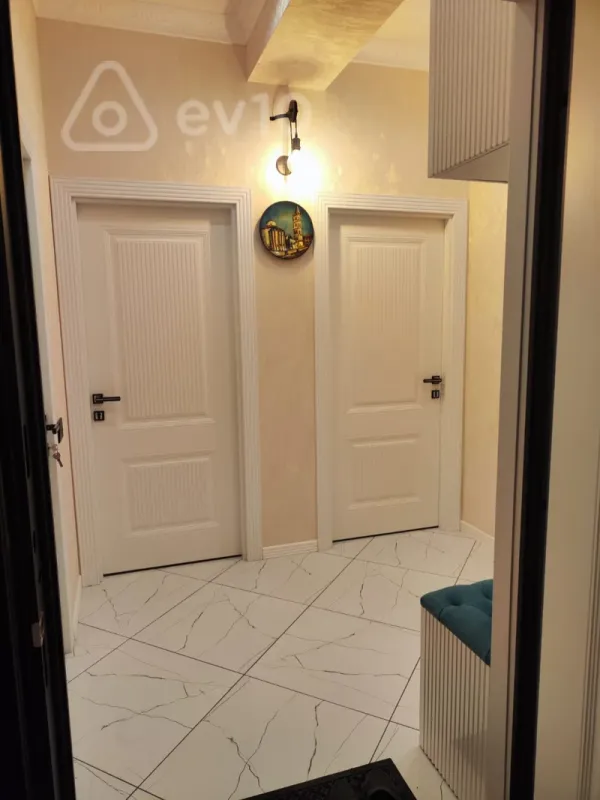 Kirayə verilir 3 otaqlı yeni tikili 65 m²