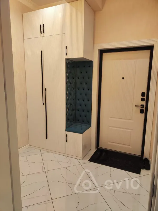 Kirayə verilir 3 otaqlı yeni tikili 65 m²