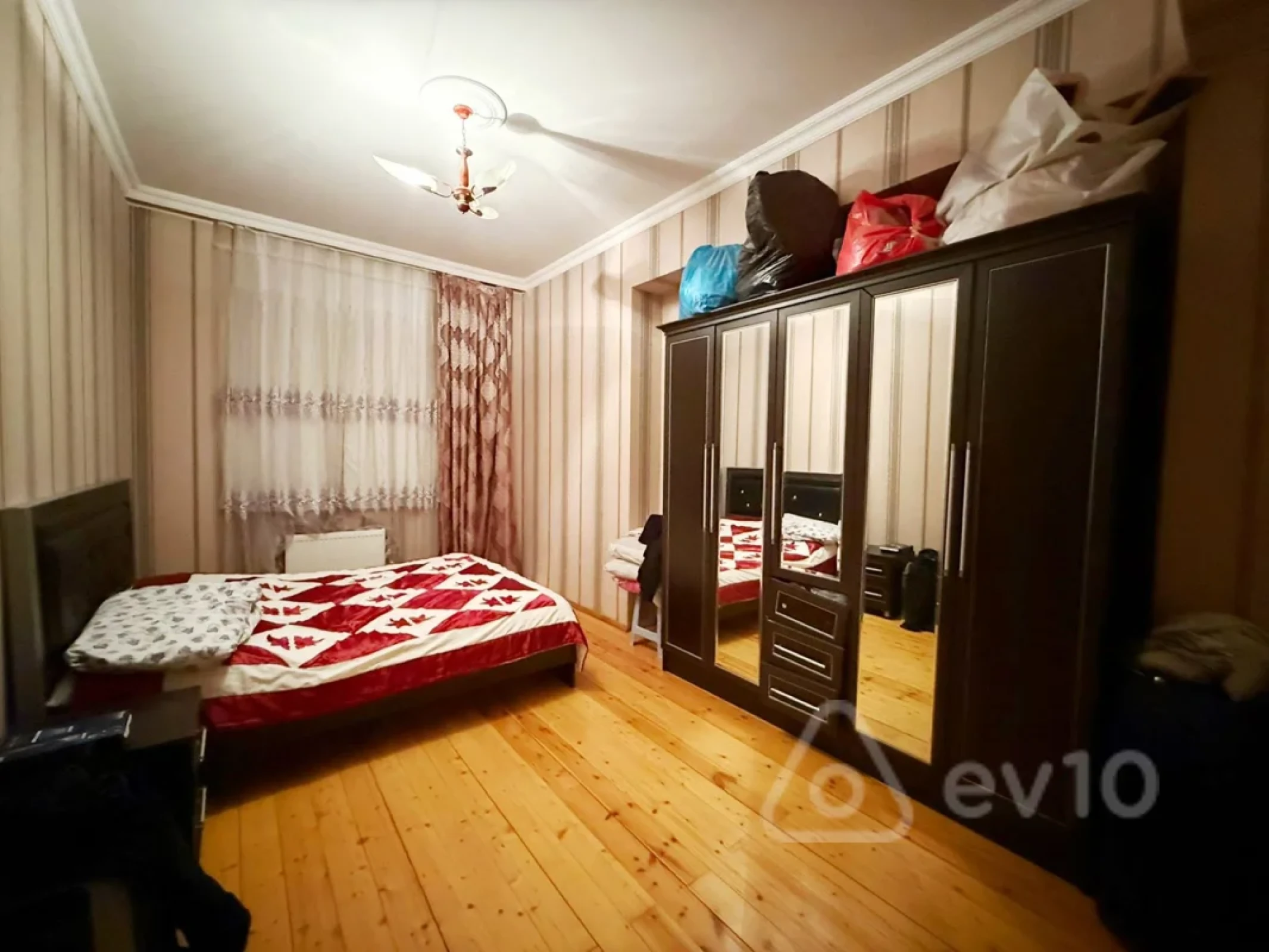 Satılır 3 otaqlı yeni tikili 110 m²