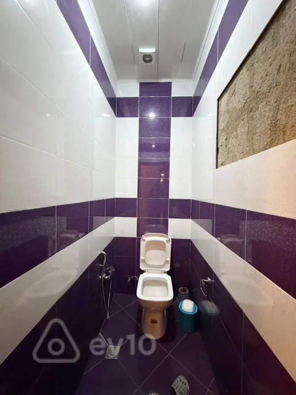 Satılır 3 otaqlı yeni tikili 110 m²