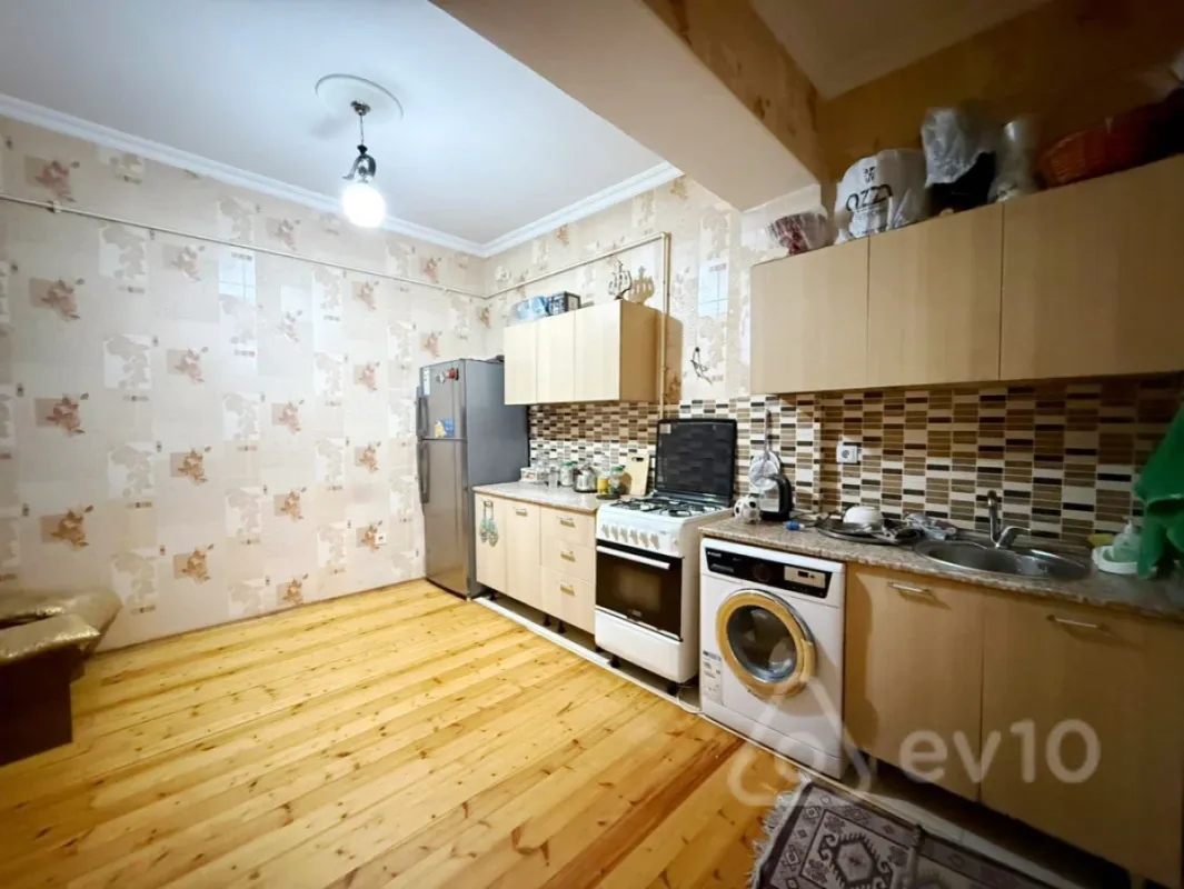 Satılır 3 otaqlı yeni tikili 110 m²