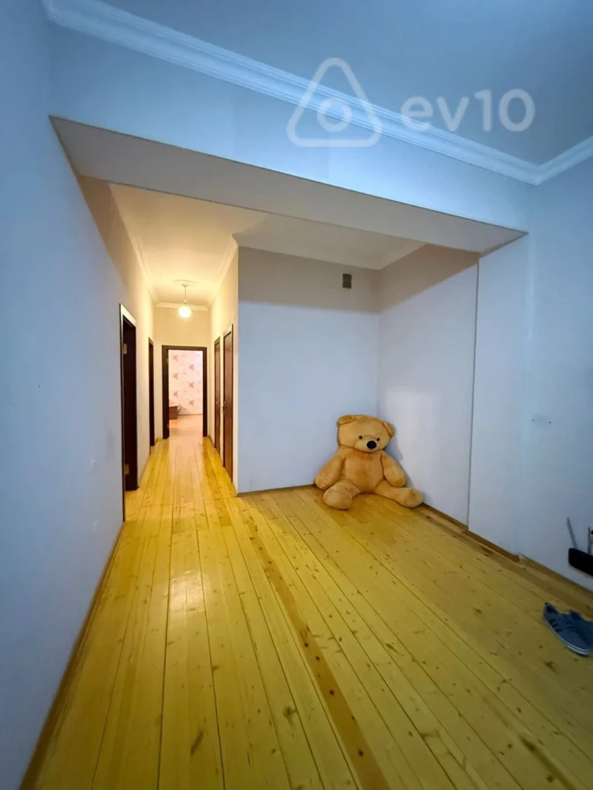 Satılır 3 otaqlı yeni tikili 110 m²