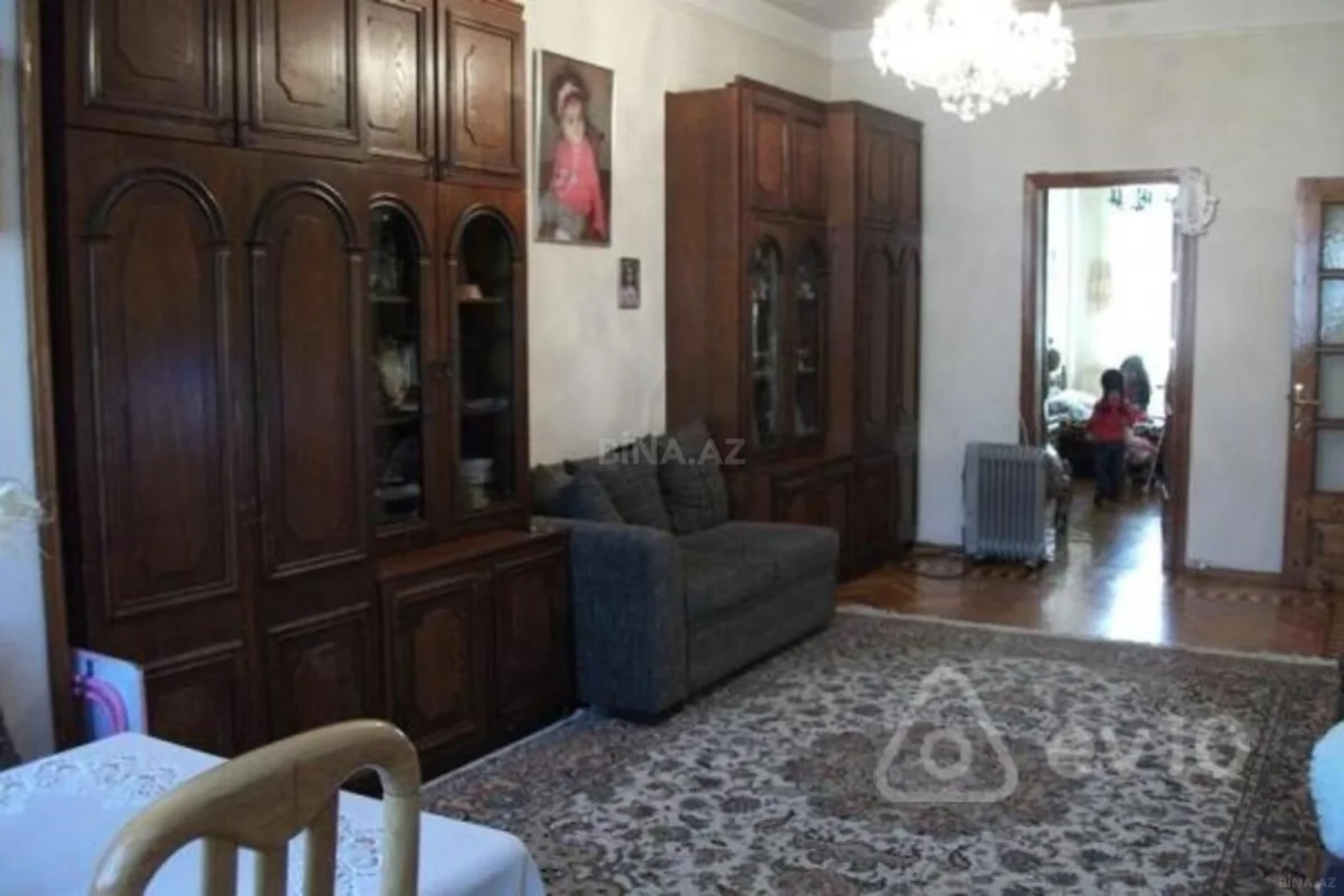 Kirayə verilir 2 otaqlı köhnə tikili 55 m²