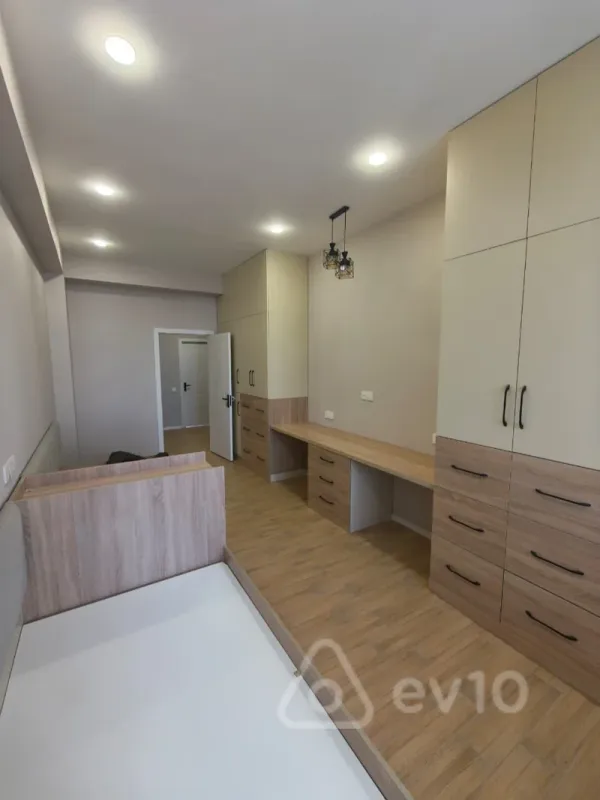 Satılır 3 otaqlı yeni tikili 127 m²