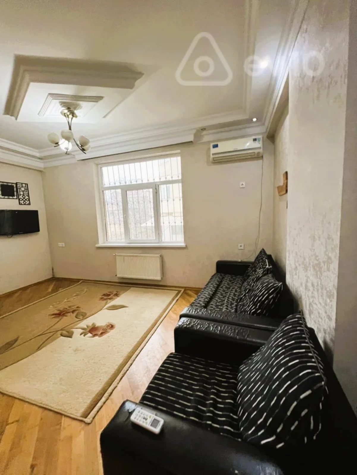 Kirayə verilir 2 otaqlı yeni tikili 75 m²