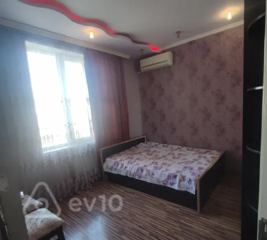 Kirayə verilir 2 otaqlı yeni tikili 69 m²