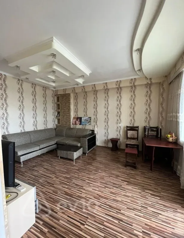 Kirayə verilir 2 otaqlı yeni tikili 69 m²